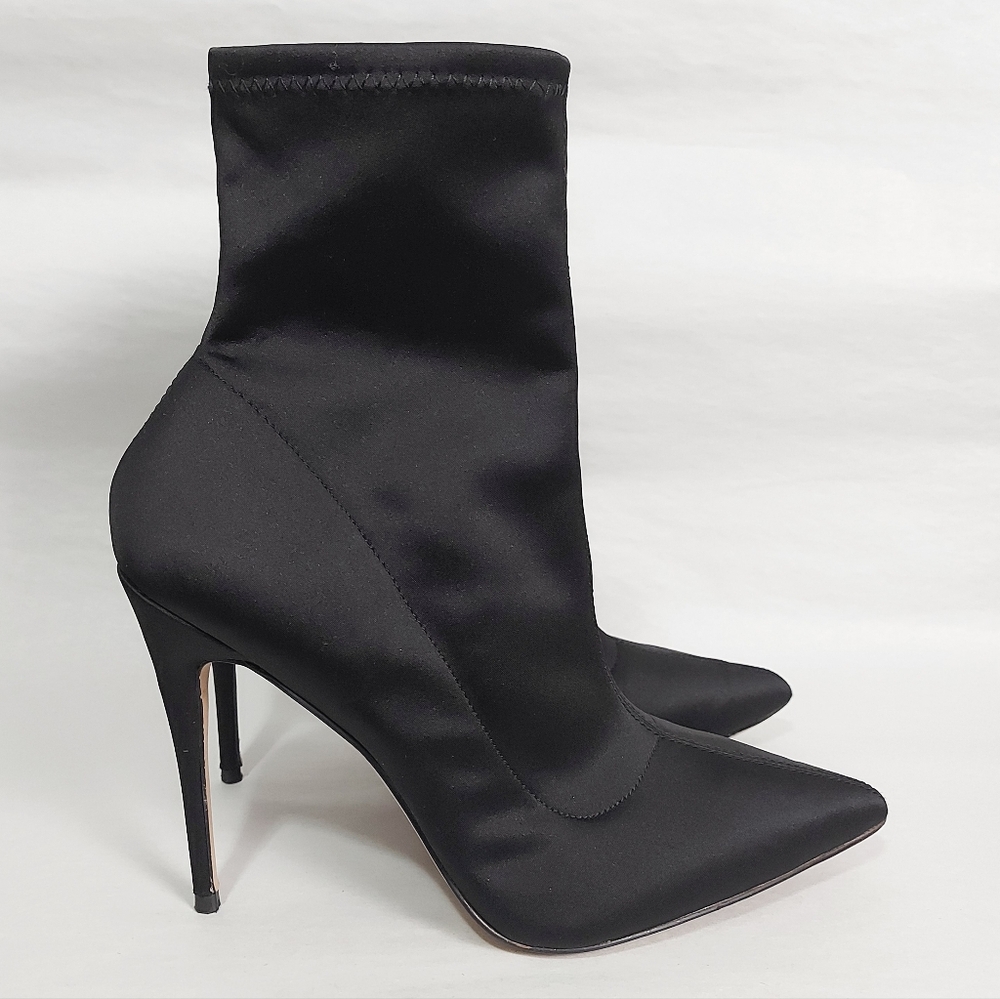 Aldo Black Satin Sock Booties Size 9 Pull-on Ankle High Stiletto Heel Pointy Toe - Picture 2 of 13